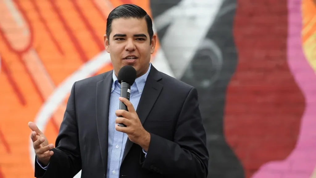 Representative Robert Garcia