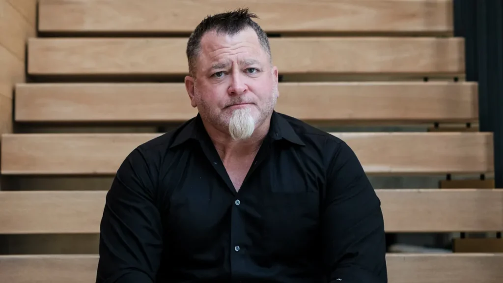 Luis Elizondo
