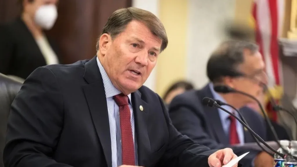 Senator Mike Rounds