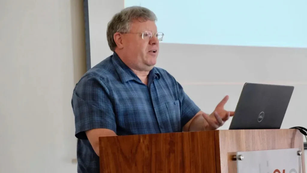 Kevin Knuth, Professor of Physics at the University at Albany